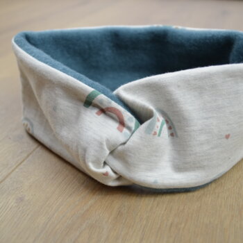 Knotenstirnband, Wollfleece hellblau, Jersey mit Regenbögen
