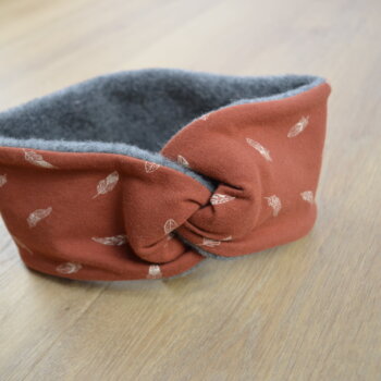 Knotenstirnband, Wollfleece hellgrau, Jersey mit Federn