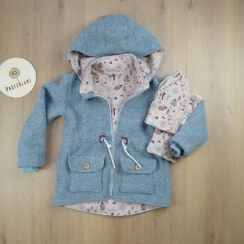 Walkparka, eisblau mit Bären und Igeln